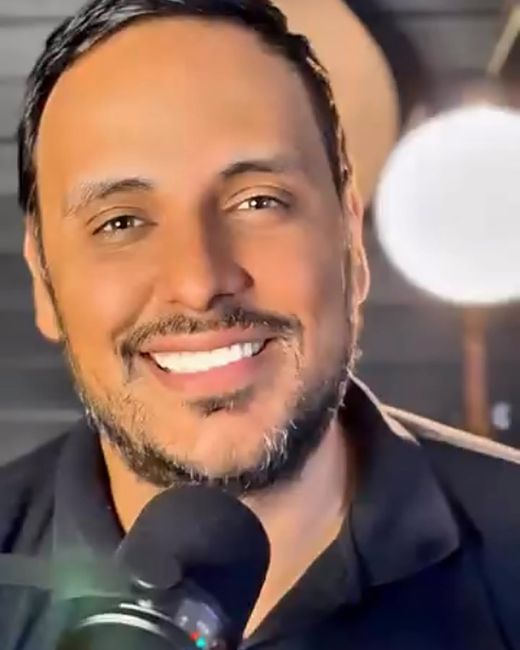 Bruno Coutinho, professor, produtor musical e artista na BC Music Center